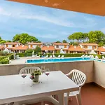 شقة Villaggio Sole B-1 By Interhome بيبيوني
