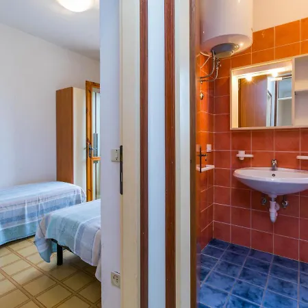 Apartman Villaggio Sole B-1 By Interhome