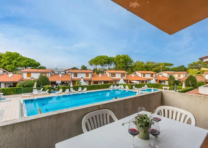 Lägenhet Villaggio Sole B-1 By Interhome *